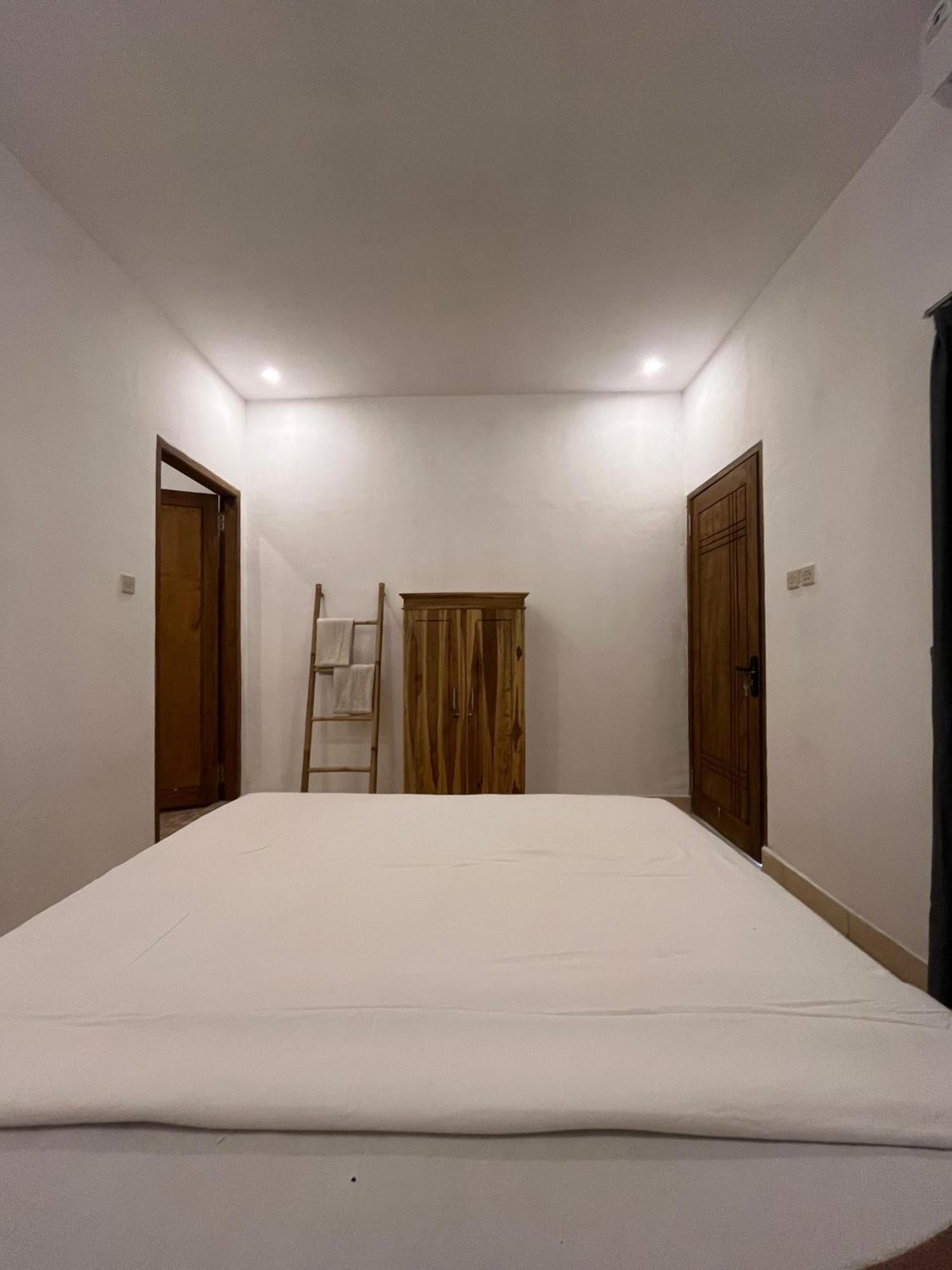 Roby Homestay Kuta  Habitación foto